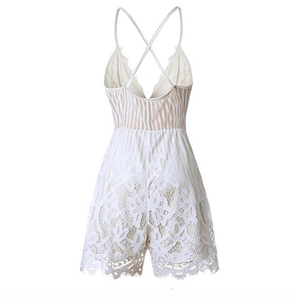 Off White Lace Spaghetti Strap Romper - Picture 3 of 4